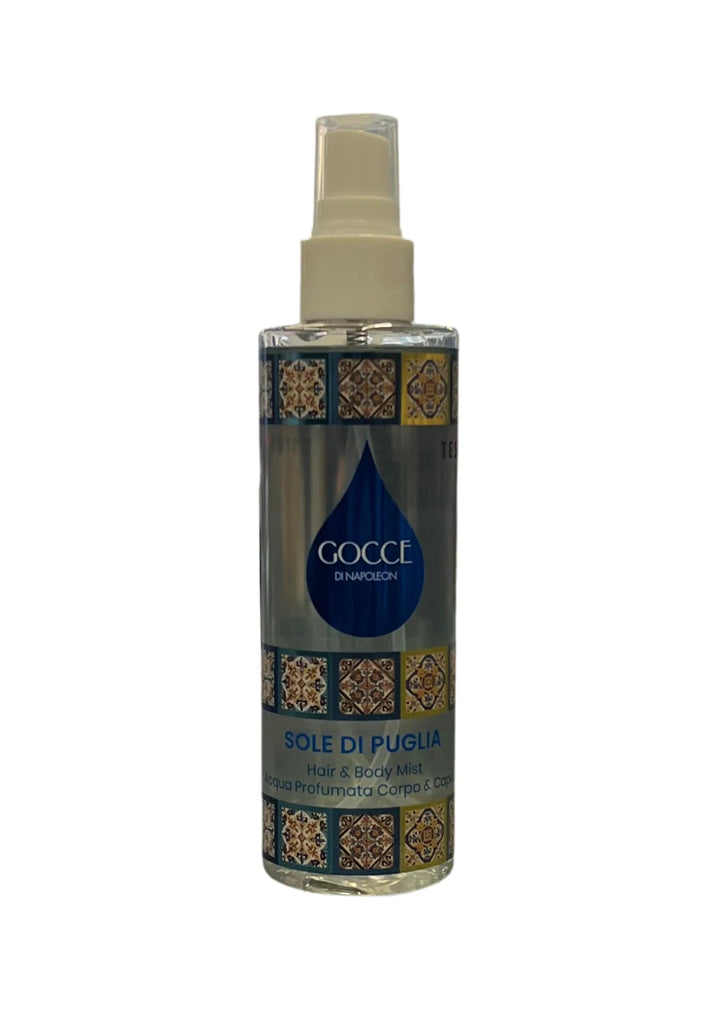 Gocce di Napoleon Sole di Puglia – dettaglio spray da 200 ml incluso nel set con gel doccia e pochette